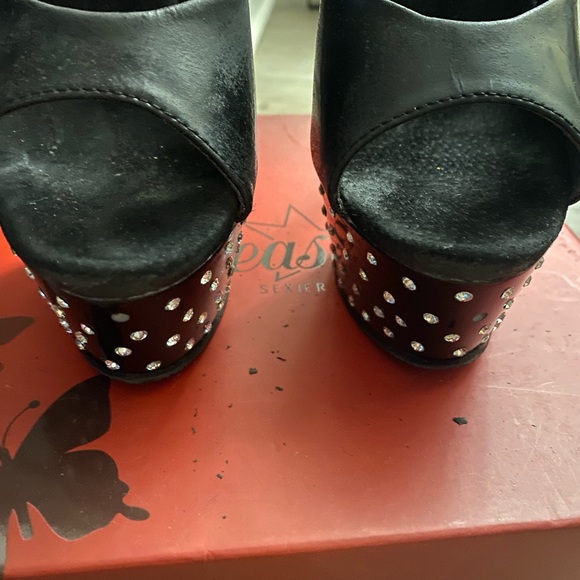 Pleaser Black and Silver Studded Platforms - Picture 3 of 12